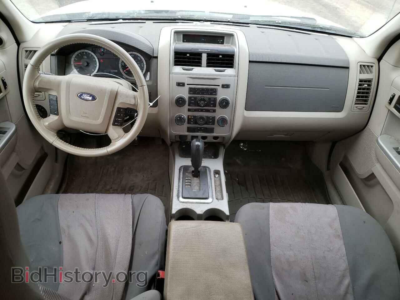 2011 FORD ESCAPE - VIN: 1FMCU9D70BKB10613 - Фото 8