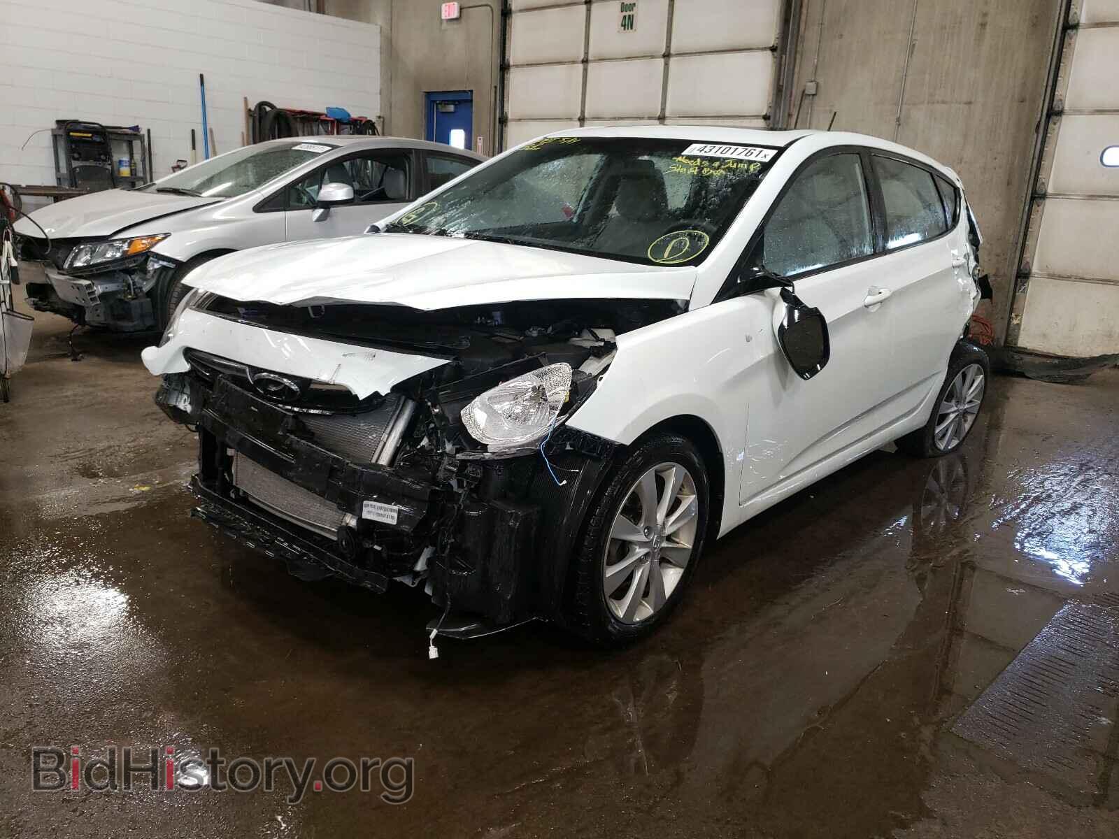 2013 HYUNDAI ACCENT - VIN: KMHCU5AE1DU086356 - Фото 2