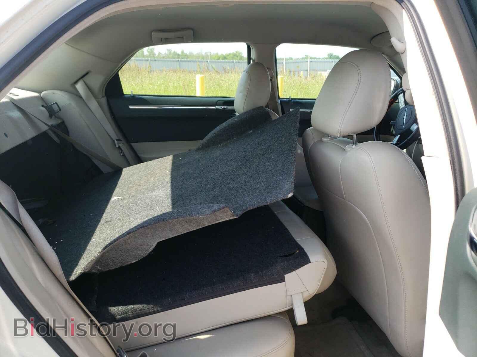 2006 CHRYSLER 300 - VIN: 2C3KA63HX6H508933 - Фото 6