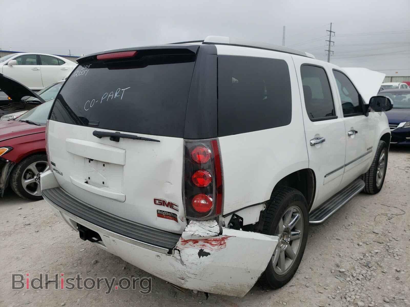 2011 GMC YUKON - VIN: 1GKS1EEF0BR391993 - Фото 4