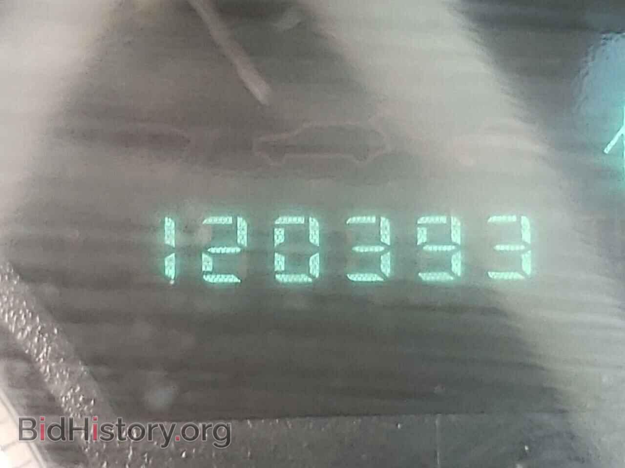 2010 CHRYSLER 300 - VIN: 2C3CA5CV9AH254192 - Фото 8