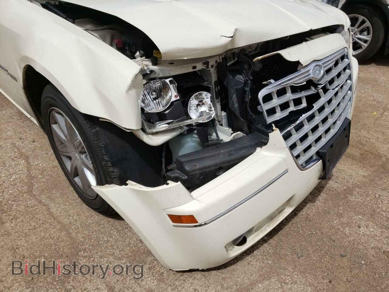 2010 CHRYSLER 300 - VIN: 2C3CA5CV9AH254192 - Фото 9