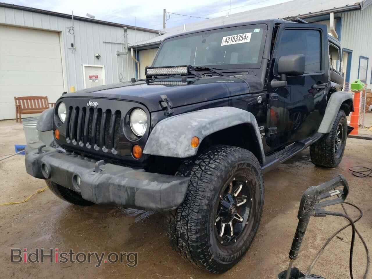 Фотография 1J4BA3H16BL549895 - JEEP WRANGLER 2011