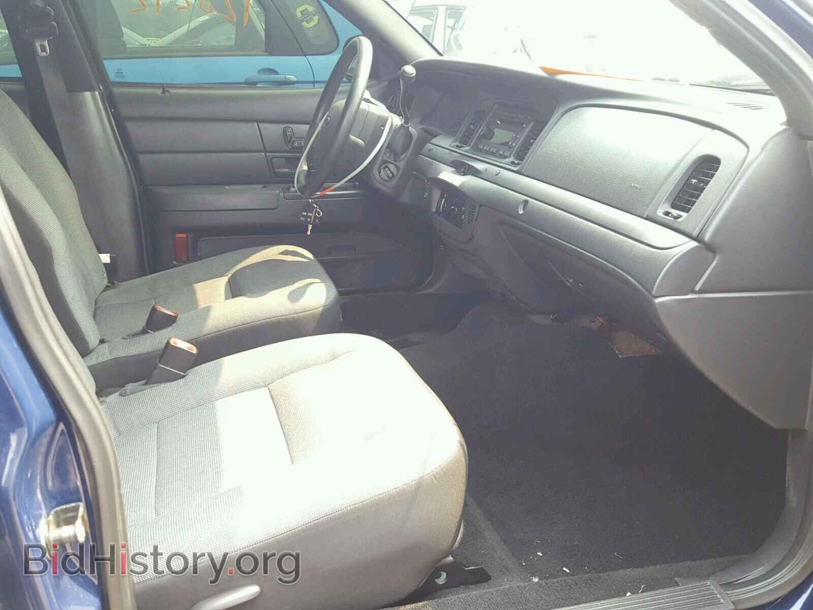 2011 FORD CROWN VIC - VIN: 2FABP7BV2BX139689 - Фото 5