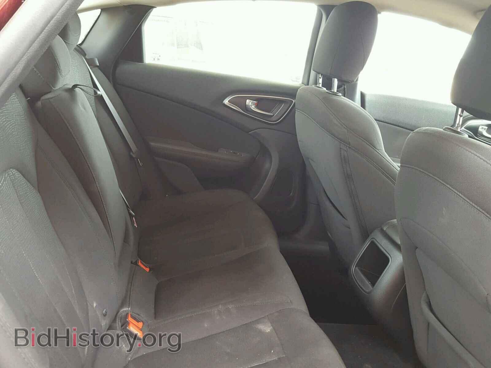 2016 CHRYSLER 200 - VIN: 1C3CCCAG0GN104443 - Photo 6