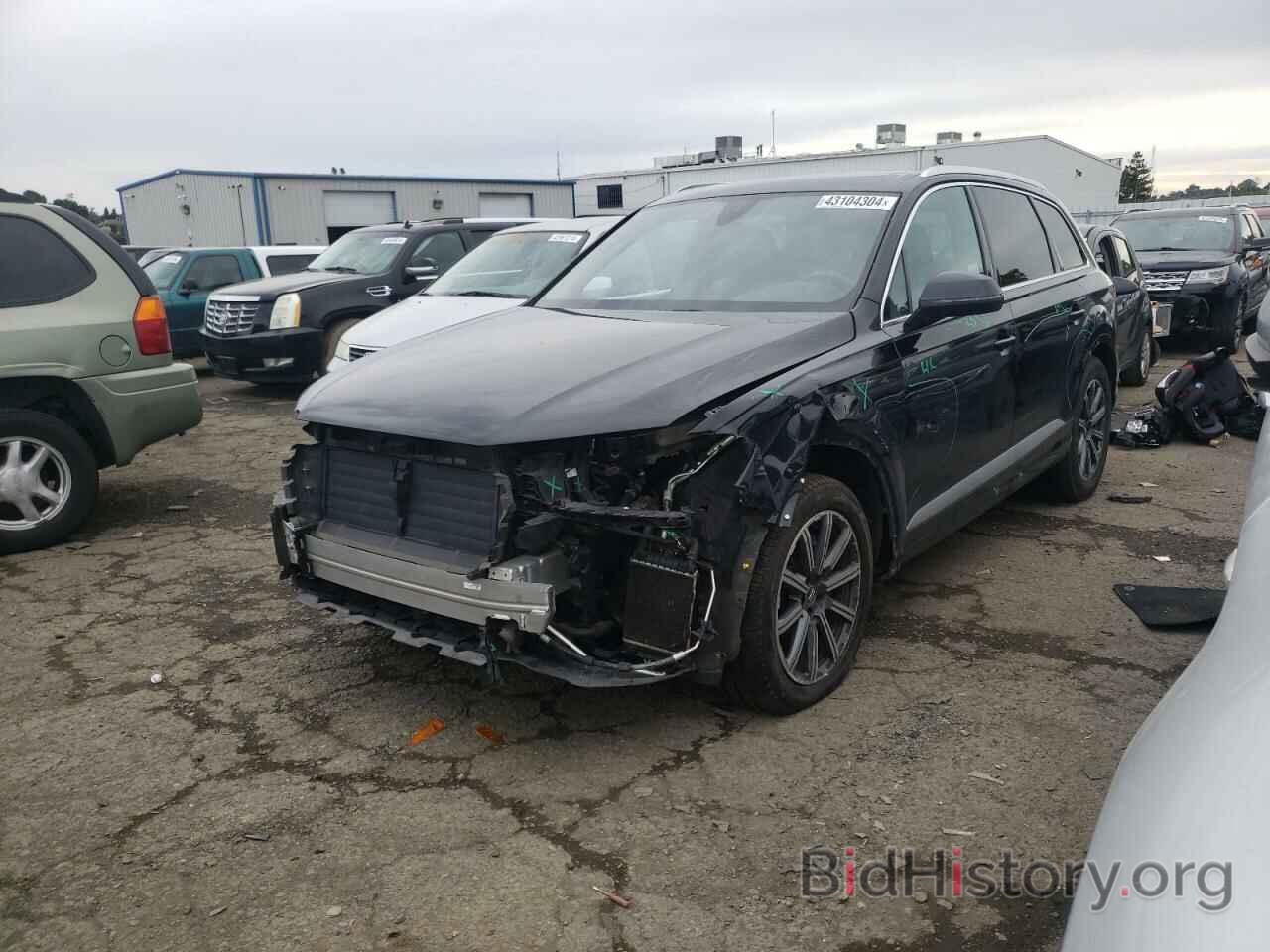 Photo WA1AAAF77HD005870 - AUDI Q7 2017