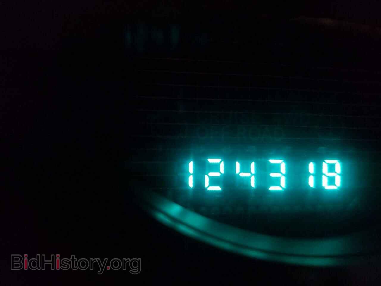 2009 JEEP COMPASS - VIN: 1J4FT47A19D102401 - Photo 8