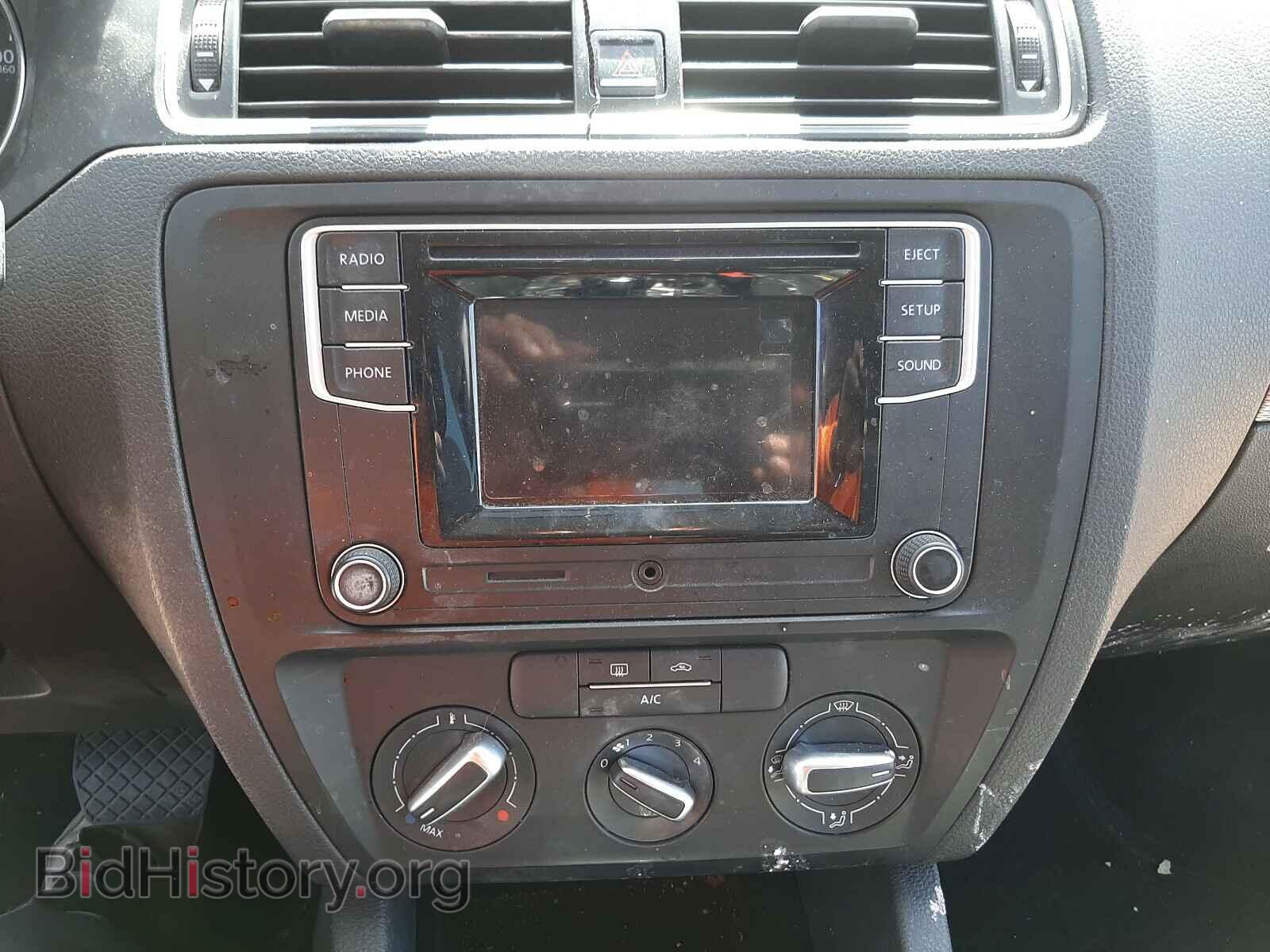 2017 VOLKSWAGEN JETTA - VIN: 3VW2B7AJ2HM358533 - Фото 9