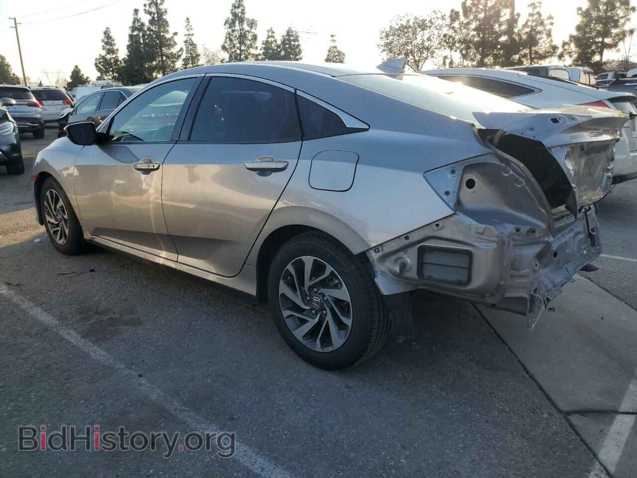 2017 HONDA CIVIC - VIN: 2HGFC2F70HH556464 - Фото 2