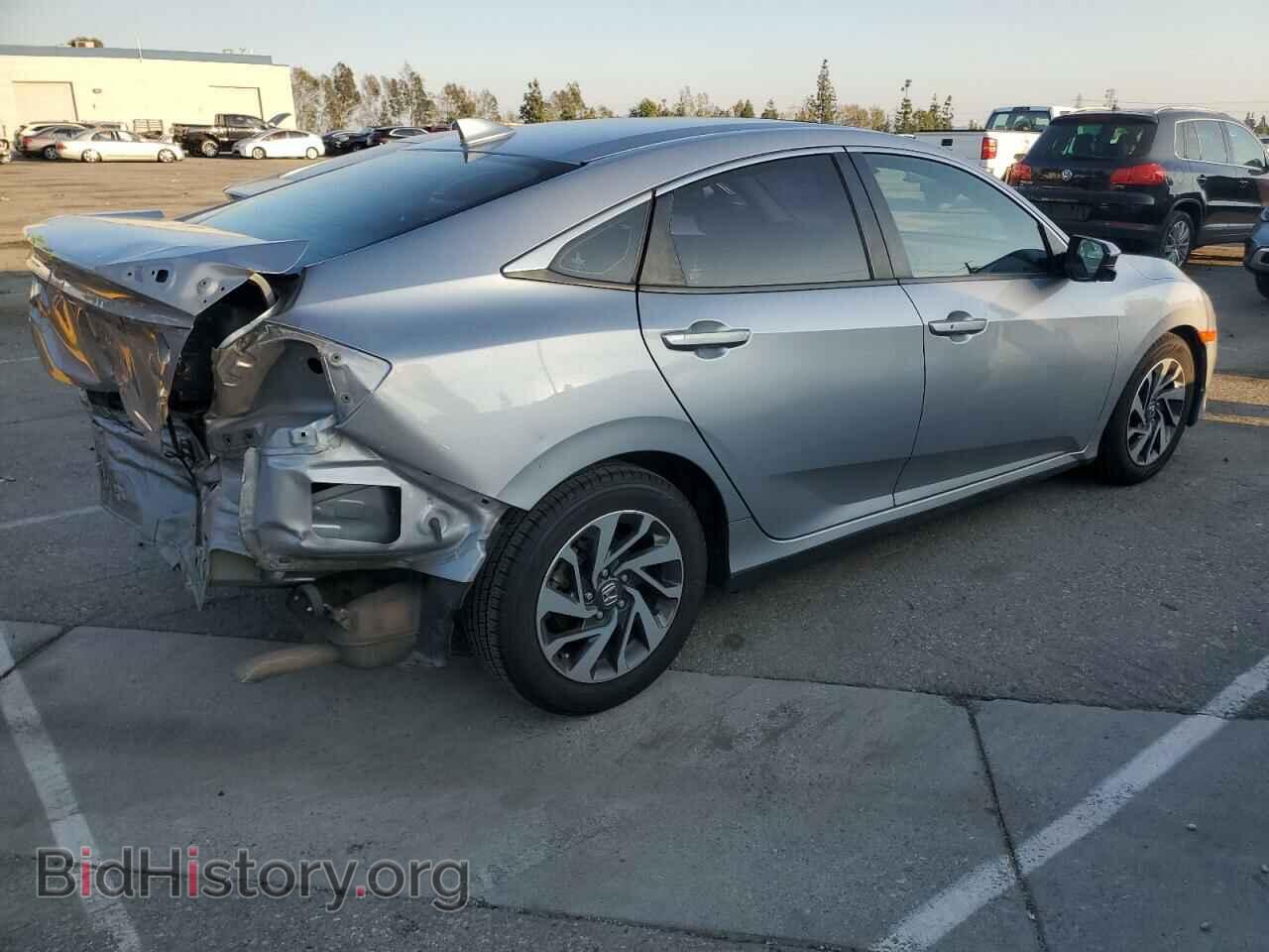 2017 HONDA CIVIC - VIN: 2HGFC2F70HH556464 - Фото 3