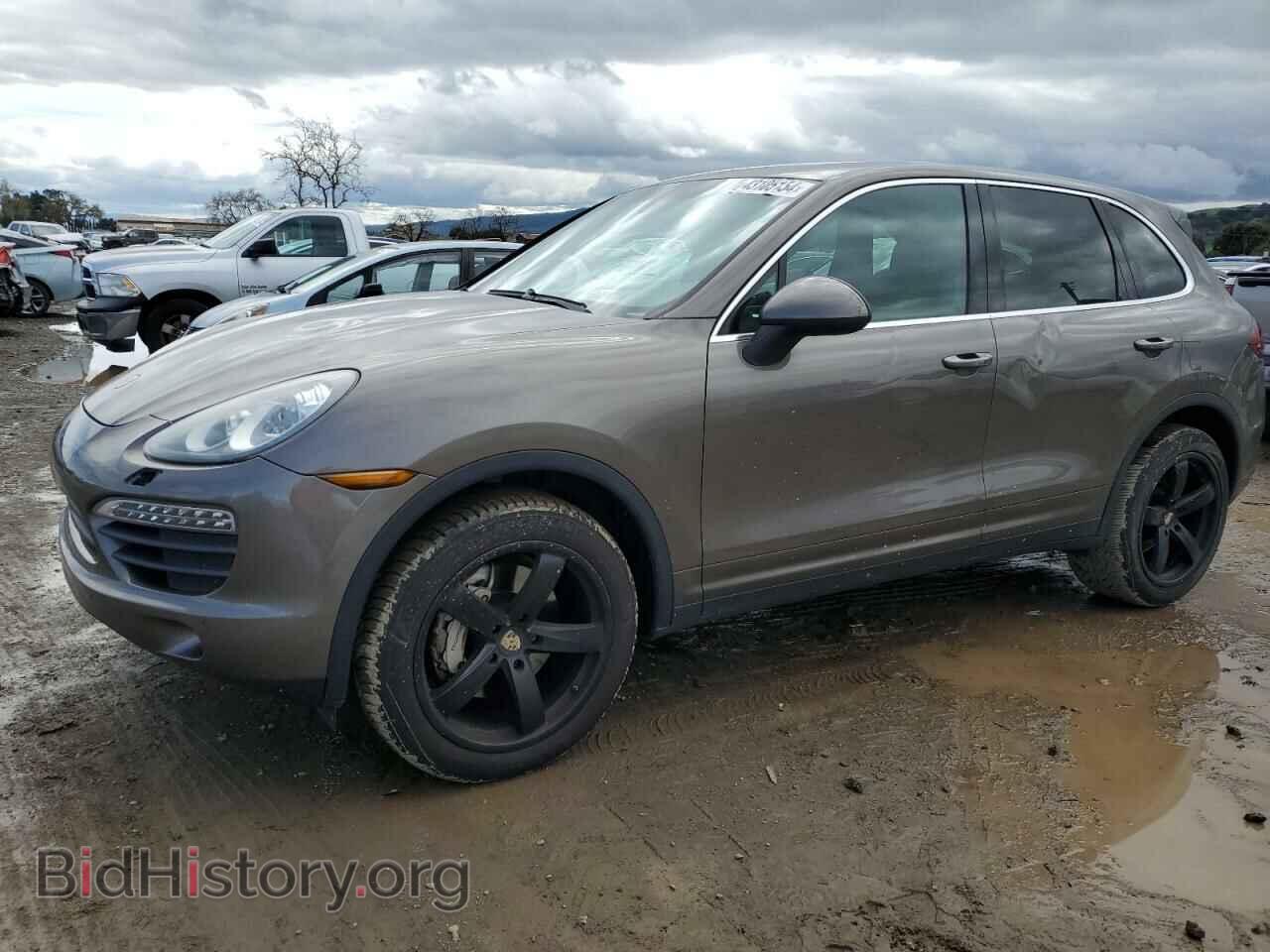 Photo WP1AB2A29BLA44668 - PORSCHE CAYENNE 2011