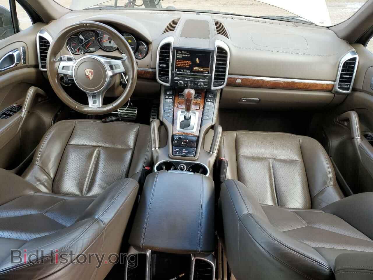 2011 PORSCHE CAYENNE - VIN: WP1AB2A29BLA44668 - Фото 8