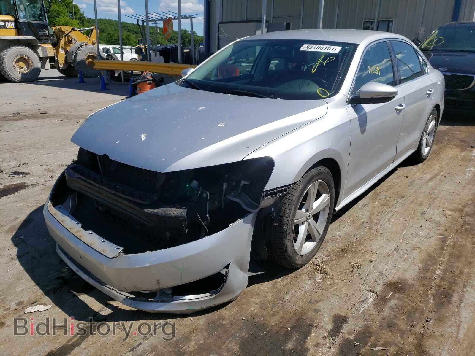 2012 VOLKSWAGEN PASSAT - VIN: 1VWBP7A32CC030882 - Фото 2