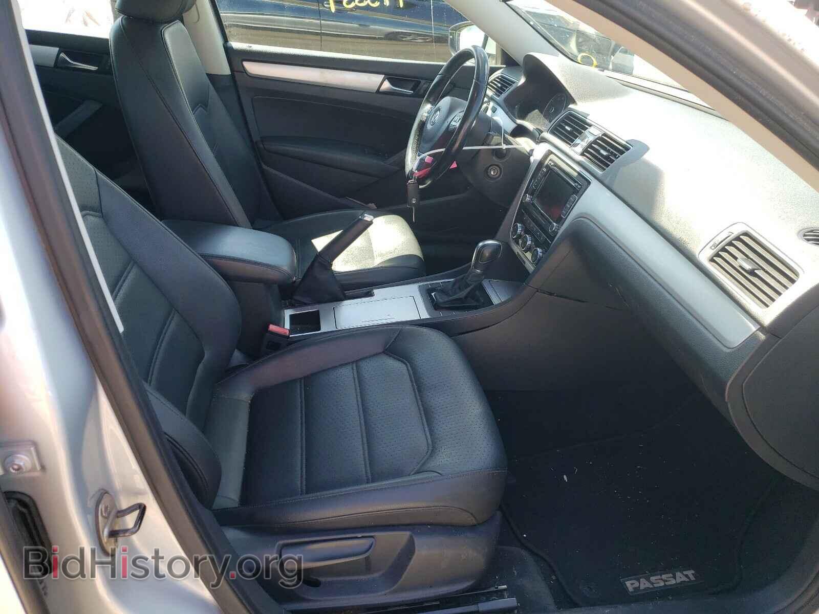 2012 VOLKSWAGEN PASSAT - VIN: 1VWBP7A32CC030882 - Фото 5