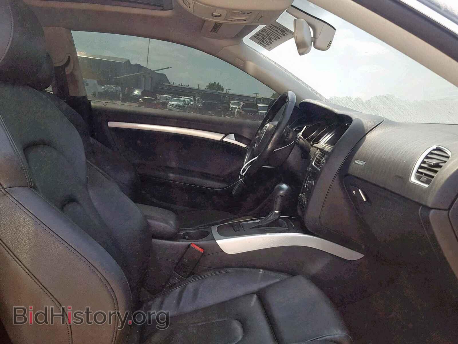 2011 AUDI A5 PREMIUM - VIN: WAULFAFRXBA088833 - Фото 5