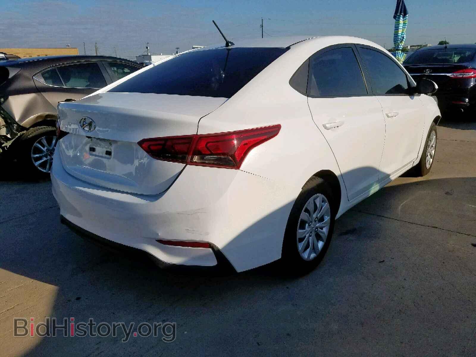2018 HYUNDAI ACCENT - VIN: 3KPC24A34JE012054 - Фото 4