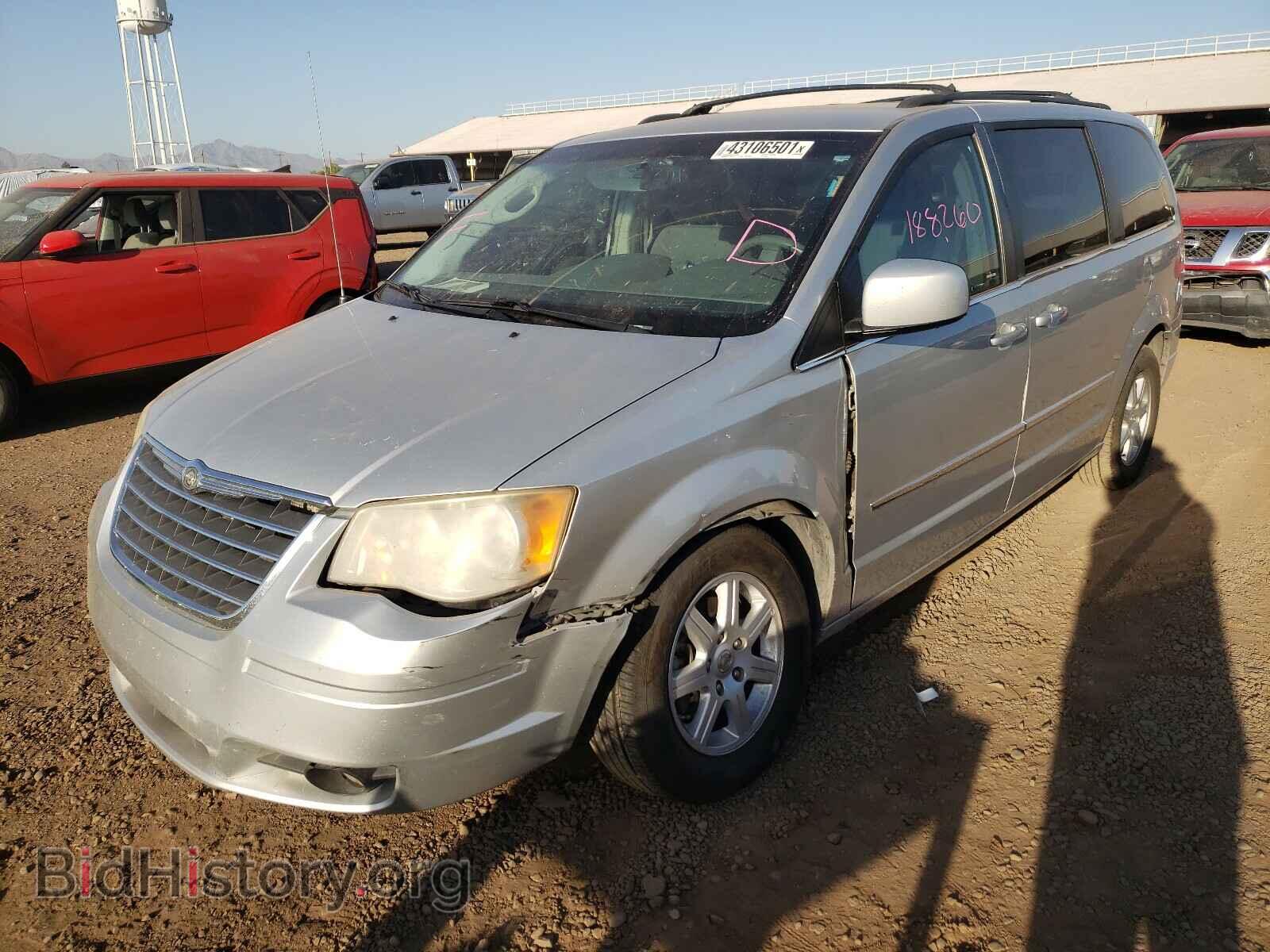 2010 CHRYSLER MINIVAN - VIN: 2A4RR5D10AR450665 - Фото 2