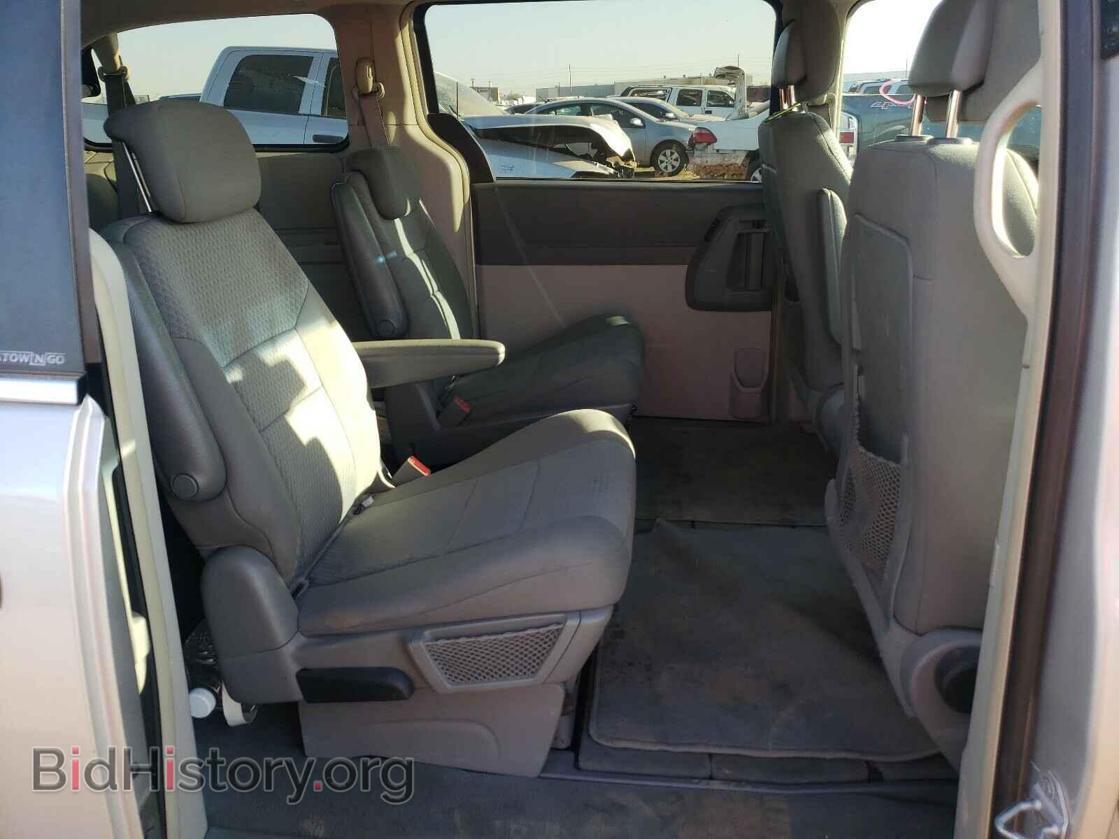 2010 CHRYSLER MINIVAN - VIN: 2A4RR5D10AR450665 - Фото 6