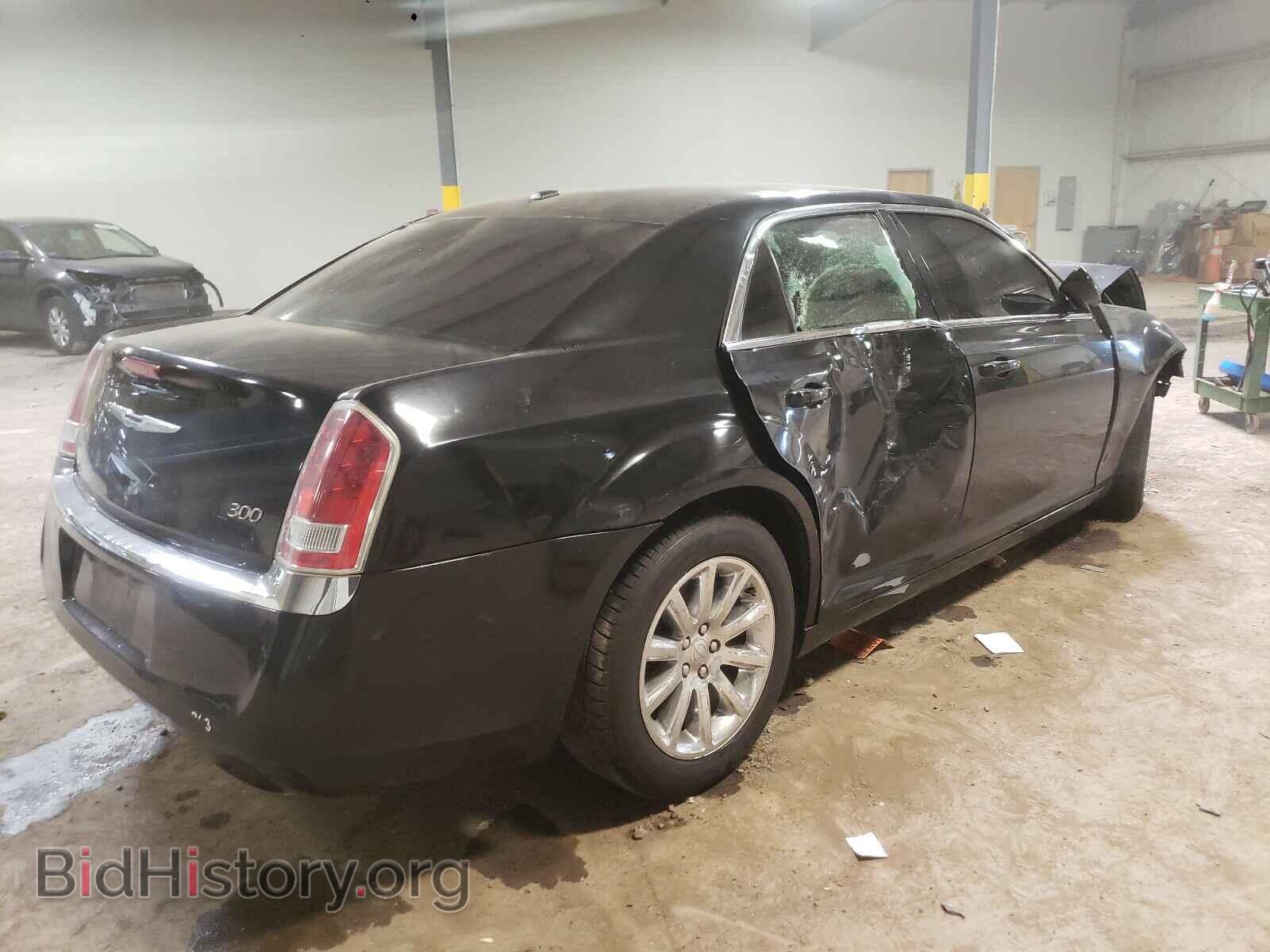2014 CHRYSLER 300 - VIN: 2C3CCAAG3EH378939 - Фото 4