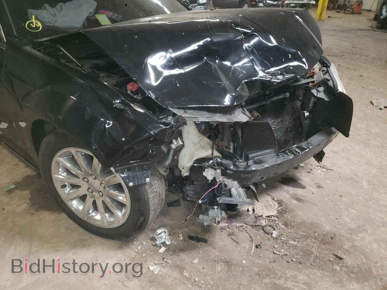 2014 CHRYSLER 300 - VIN: 2C3CCAAG3EH378939 - Фото 9