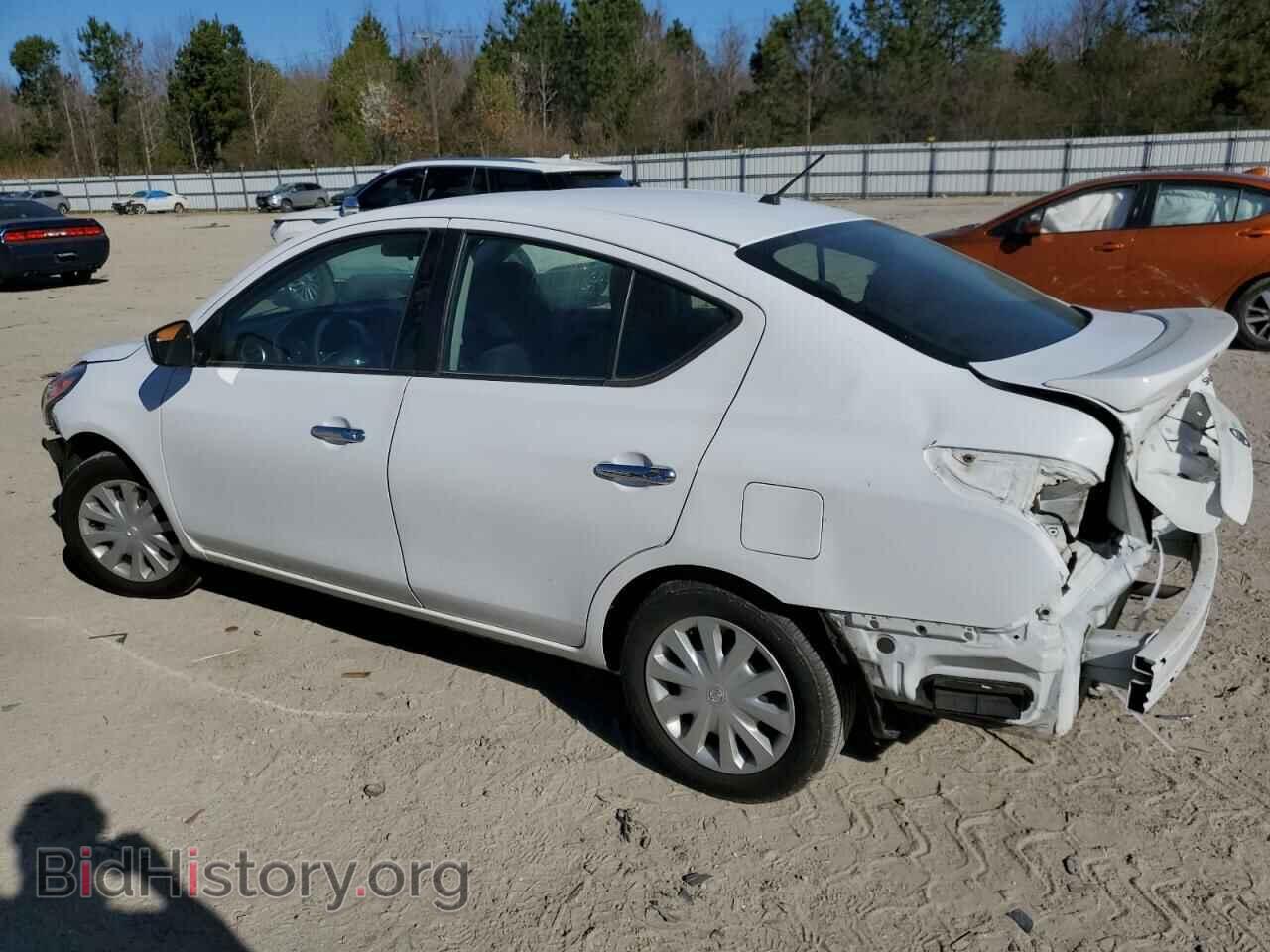 2017 NISSAN VERSA - VIN: 3N1CN7AP2HK464899 - Фото 2