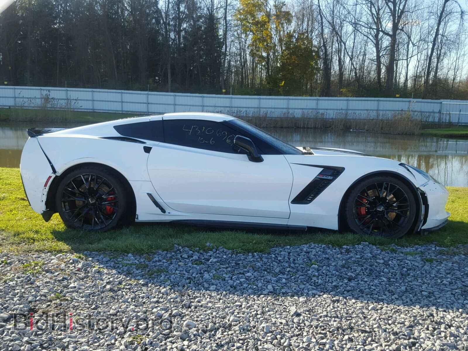 Photo 1G1YP2D62H5603158 - CHEVROLET CORVETTE 2017