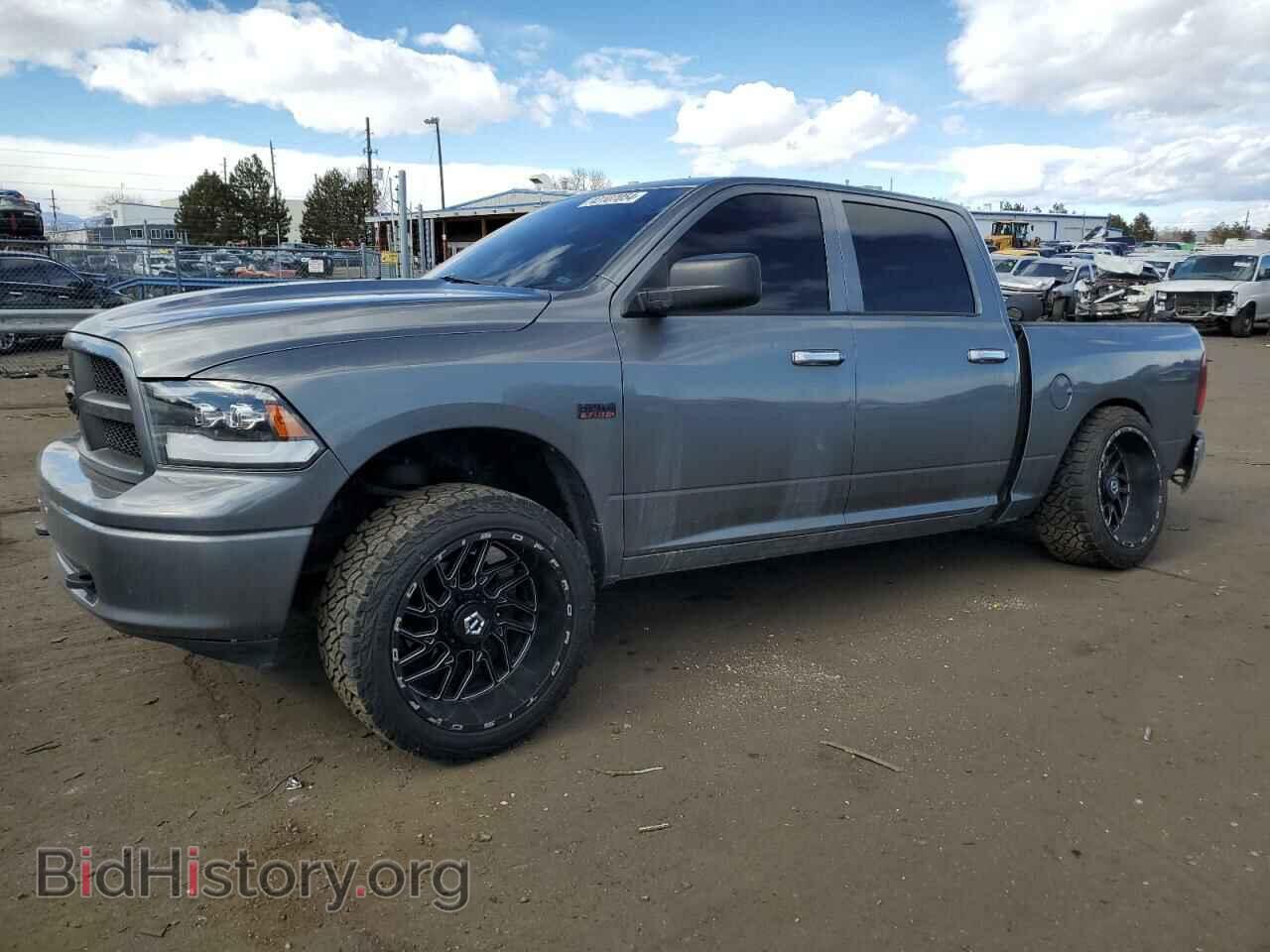 Photo 1D7RV1CT6BS697725 - DODGE All Models 2011