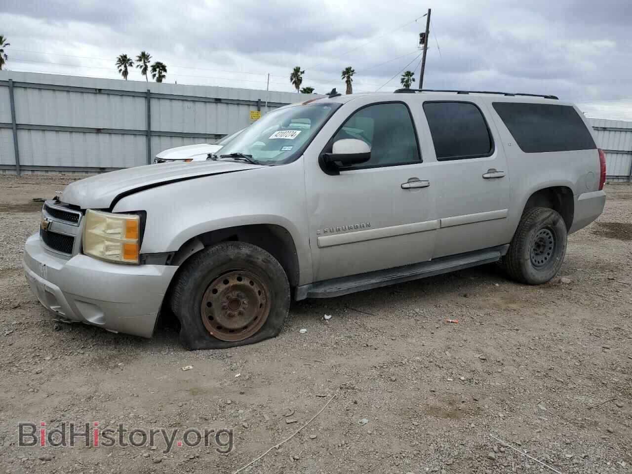 Photo 1GNFC16087J191306 - CHEVROLET SUBURBAN 2007
