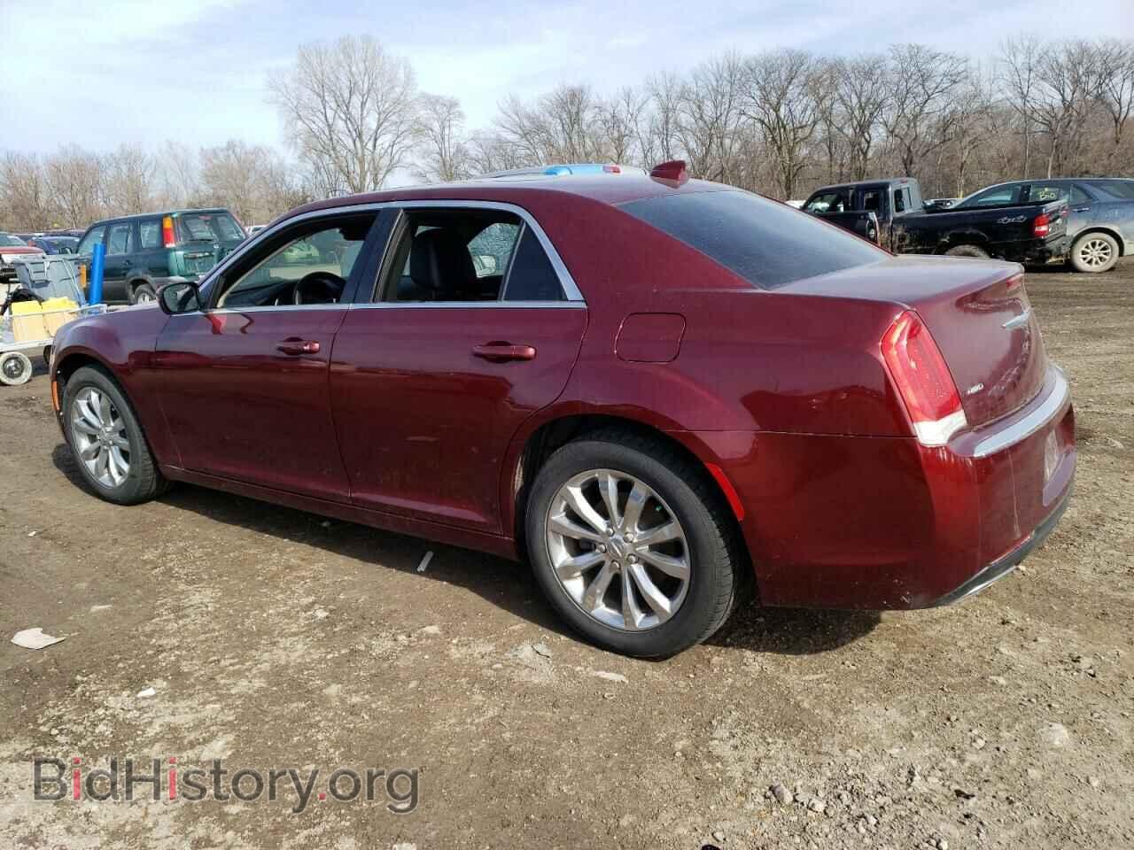 2017 CHRYSLER 300 - VIN: 2C3CCARG9HH553476 - Фото 2