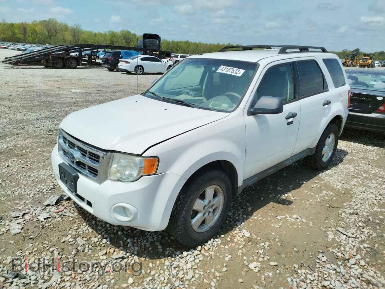 2009 FORD ESCAPE - VIN: 1FMCU93G69KC84620 - Фото 2