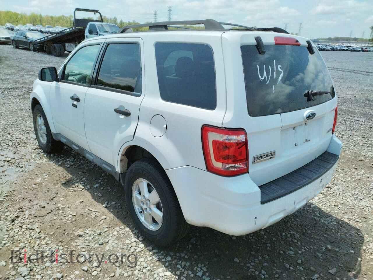 2009 FORD ESCAPE - VIN: 1FMCU93G69KC84620 - Фото 3