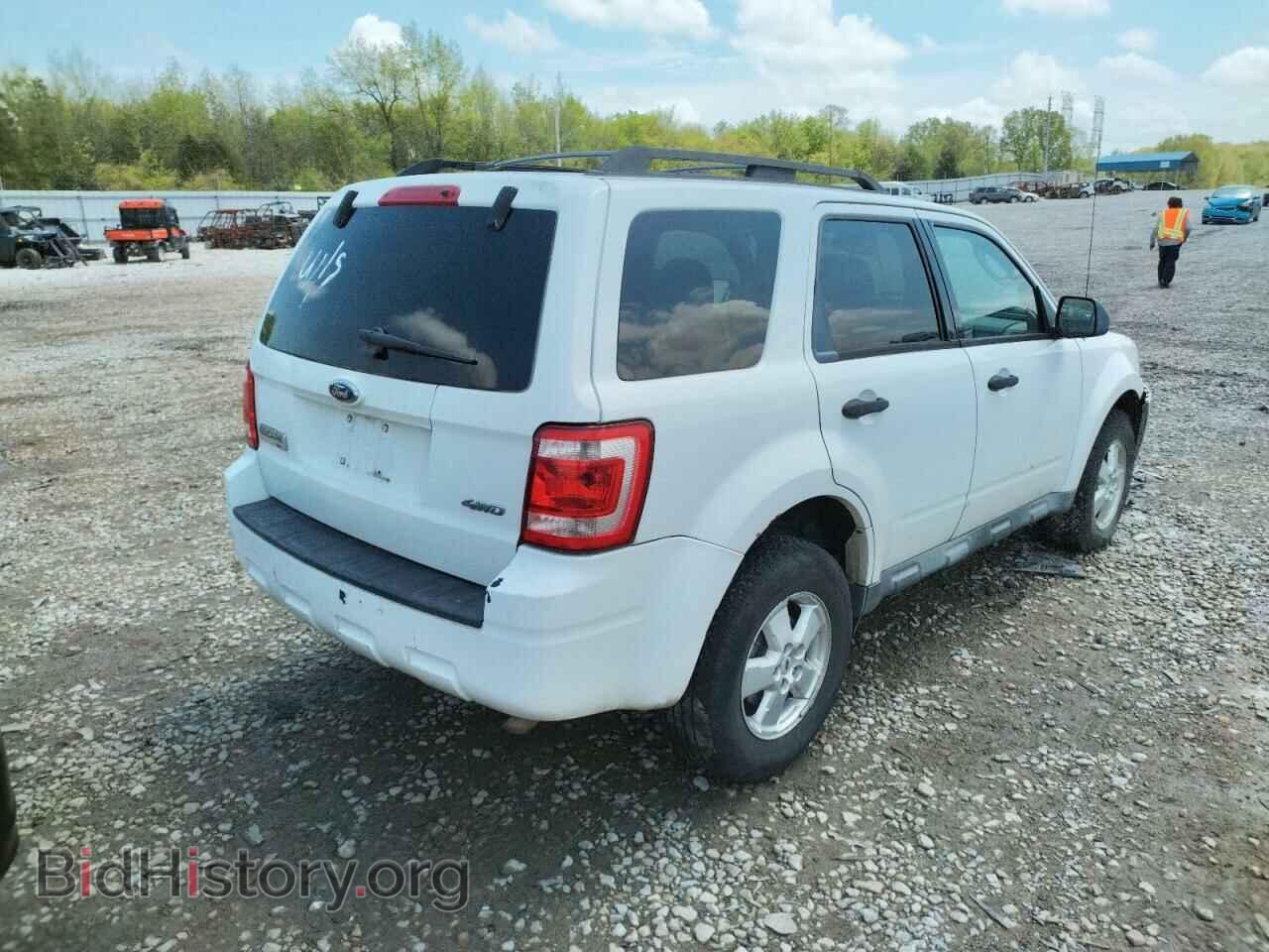 2009 FORD ESCAPE - VIN: 1FMCU93G69KC84620 - Фото 4