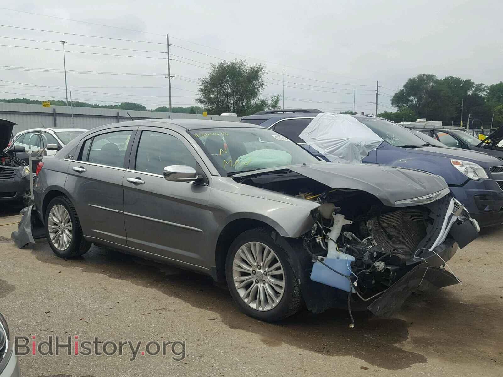Фотография 1C3CCBCB0CN200708 - CHRYSLER 200 2012