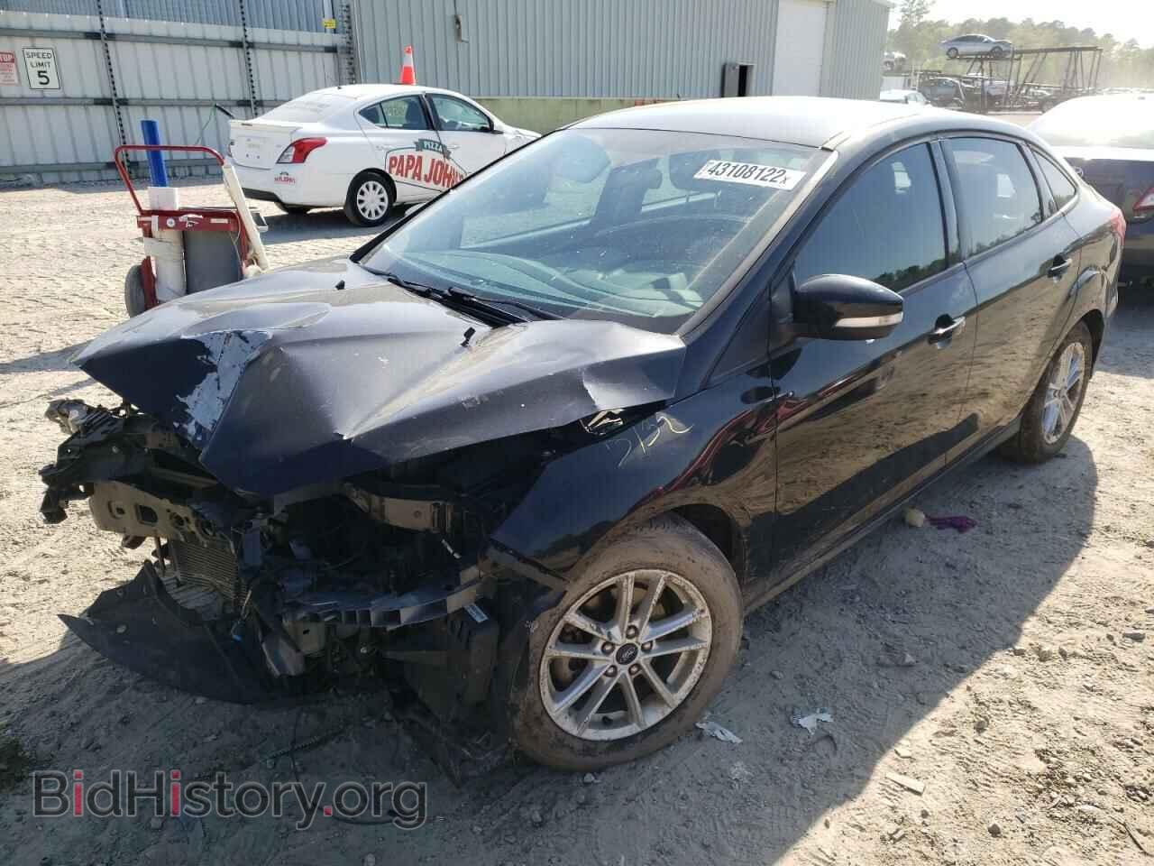 2017 FORD FOCUS - VIN: 1FADP3F2XHL266388 - Фото 2
