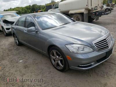 2013 Mercedes-Benz S-CLASS S 550 4MAT, серебристый — VIN WDDNG9EB8DA524602, Copart