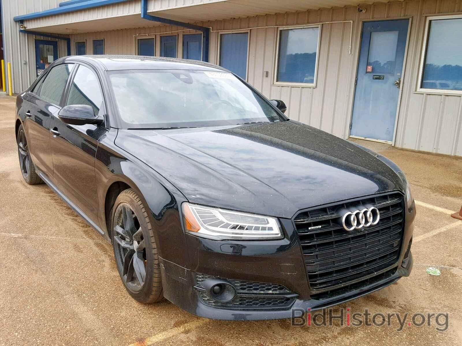 Фотография WAU44AFD1HN010974 - AUDI A8 2017