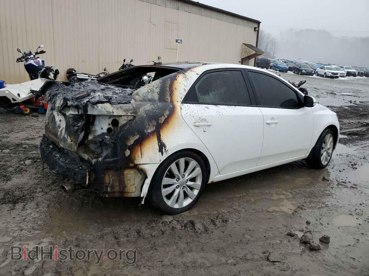 2011 KIA FORTE - VIN: KNAFW4A31B5347560 - Фото 3