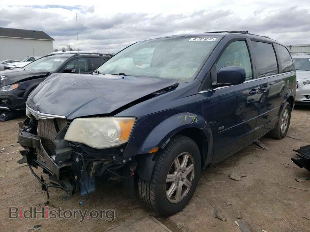 2008 CHRYSLER MINIVAN - VIN: 2A8HR54P58R767950 - Фото 2