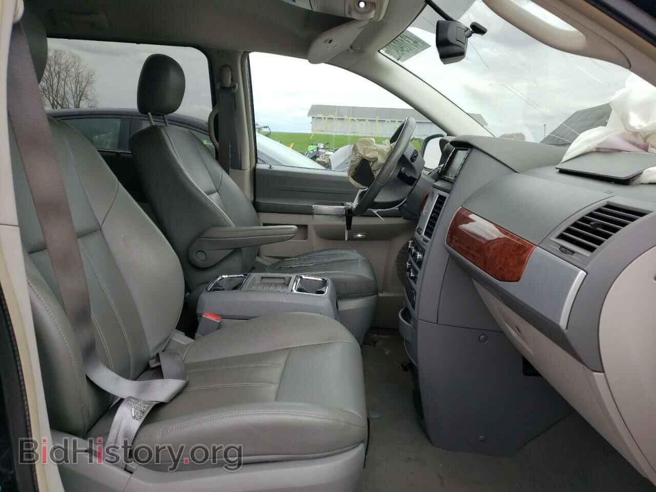 2008 CHRYSLER MINIVAN - VIN: 2A8HR54P58R767950 - Фото 5