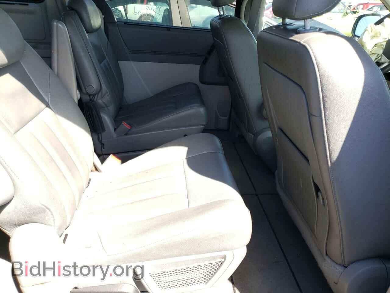 2008 CHRYSLER MINIVAN - VIN: 2A8HR54P58R767950 - Фото 6