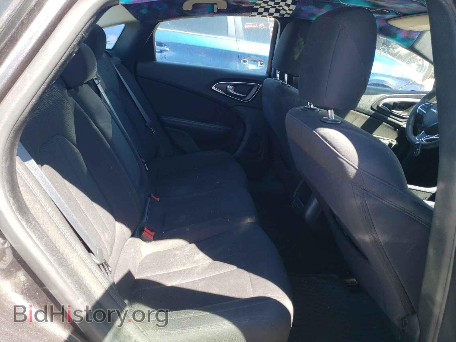 2016 CHRYSLER 200 - VIN: 1C3CCCAB5GN141041 - Фото 6
