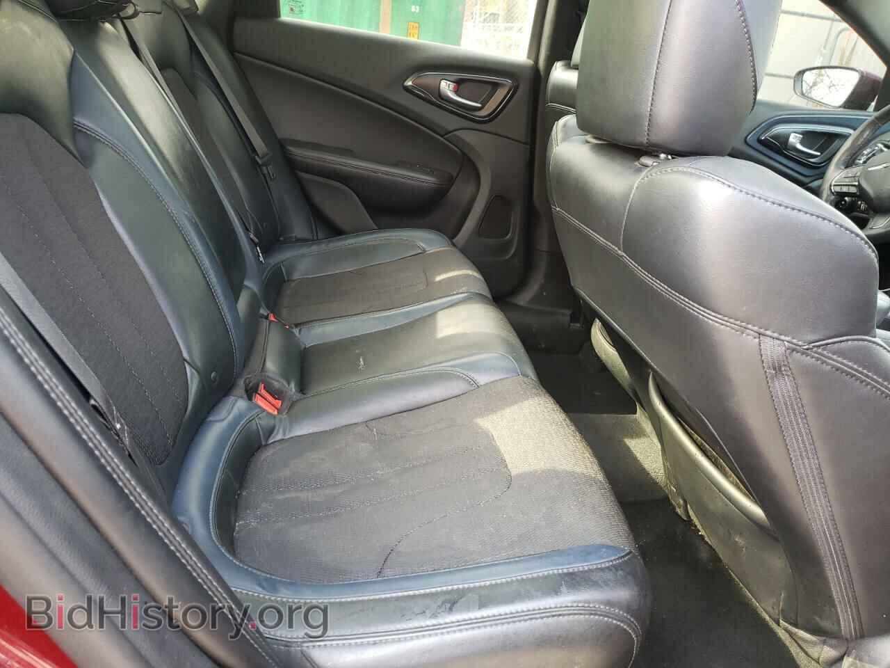 2015 CHRYSLER 200 - VIN: 1C3CCCDGXFN664738 - Фото 6