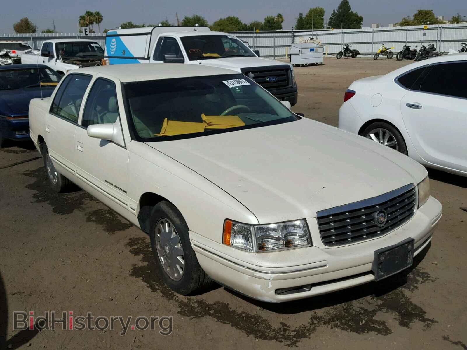 Photo 1G6KF5492WU767057 - CADILLAC DEVILLE 1998