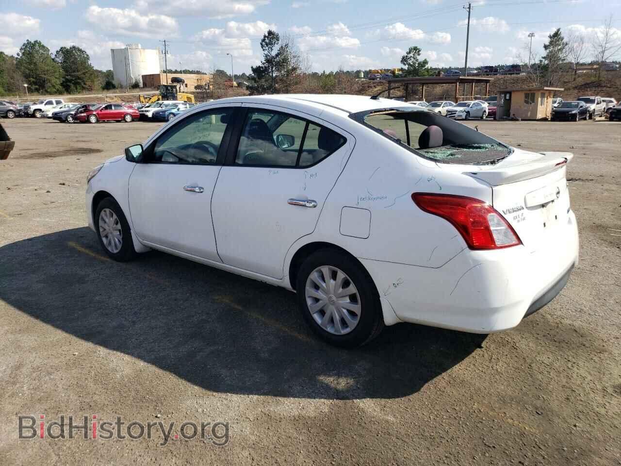 2015 NISSAN VERSA - VIN: 3N1CN7AP7FL867378 - Фото 2