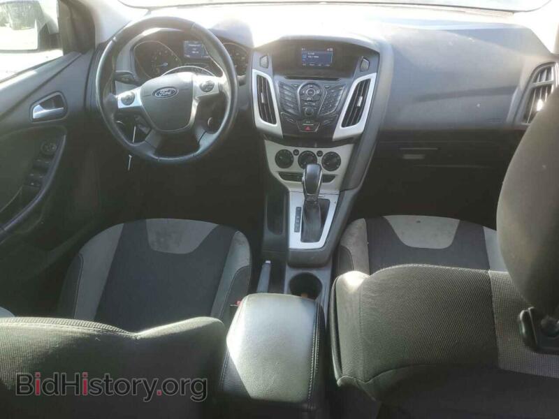 2014 Ford ALL MODELS (VIN 1FADP3F21EL407828) — photo 8 of 13