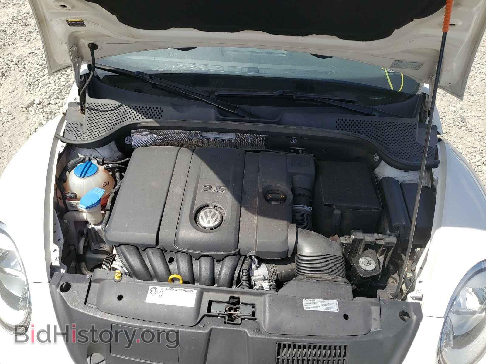 2014 VOLKSWAGEN BEETLE - VIN: 3VW5P7AT0EM807669 - Фото 7