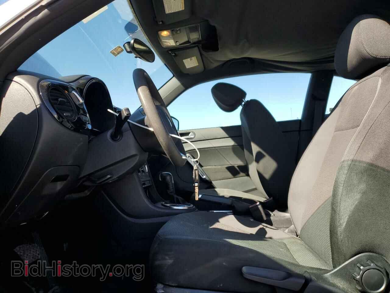 2012 VOLKSWAGEN BEETLE - VIN: 3VWFP7AT4CM621859 - Фото 7