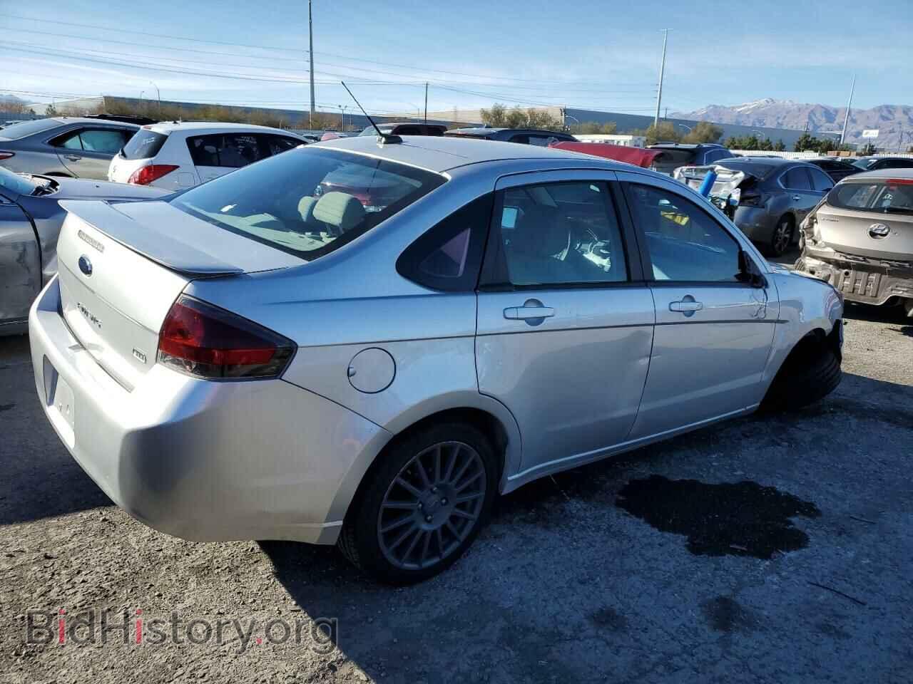 2010 FORD FOCUS - VIN: 1FAHP3GN3AW133843 - Photo 3