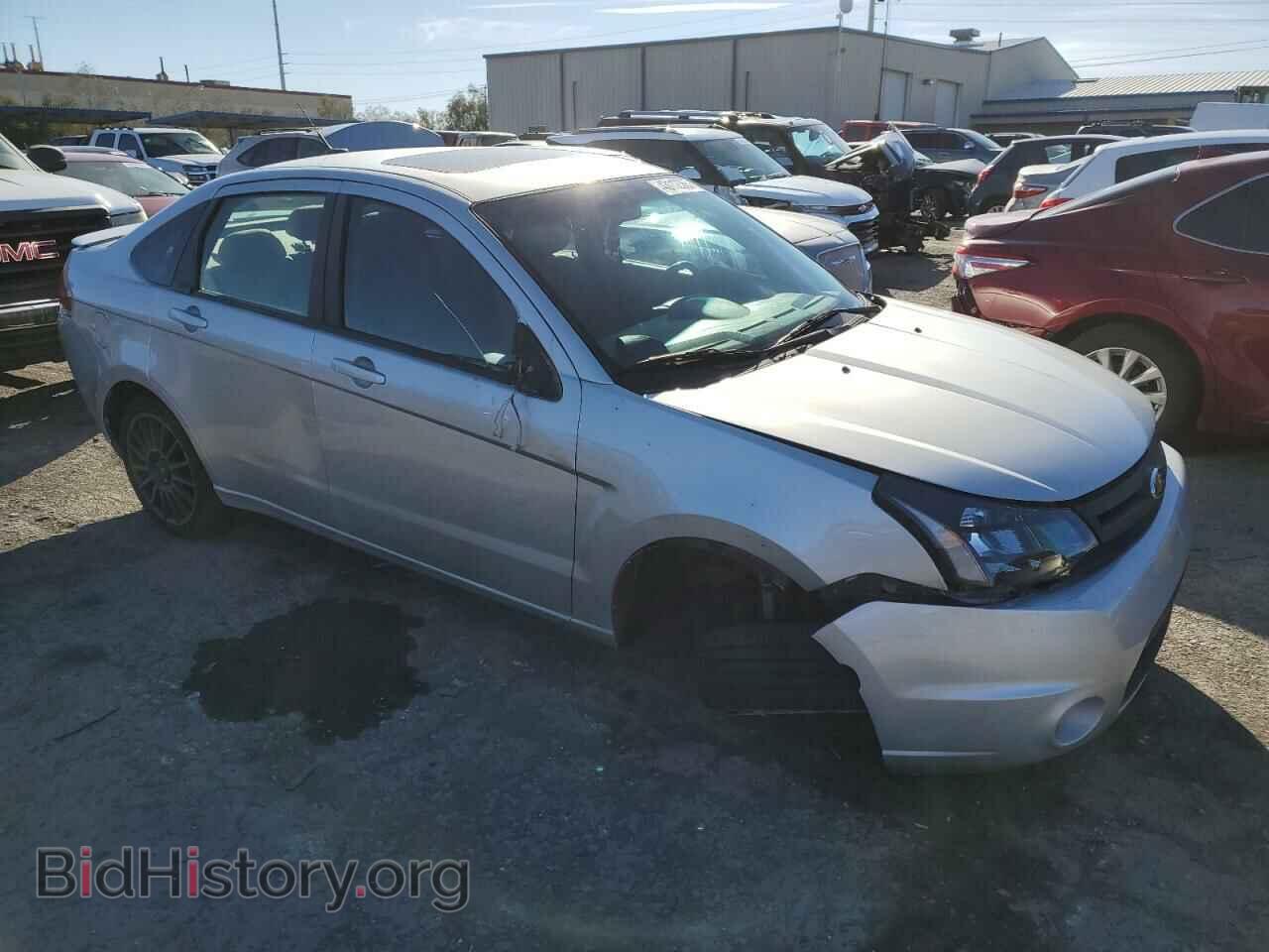 2010 FORD FOCUS - VIN: 1FAHP3GN3AW133843 - Photo 4