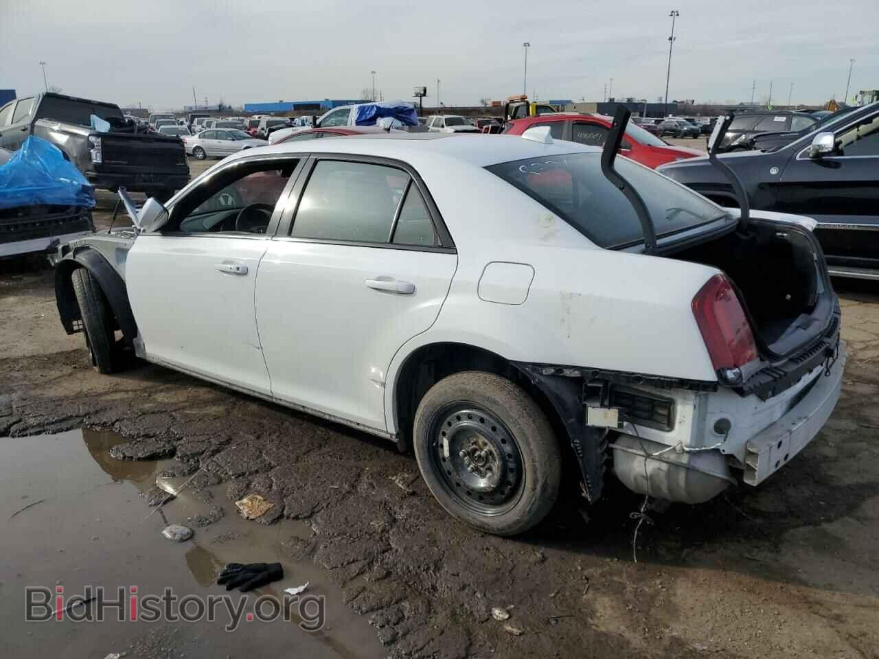 2017 CHRYSLER 300 - VIN: 2C3CCAGG4HH648336 - Фото 2